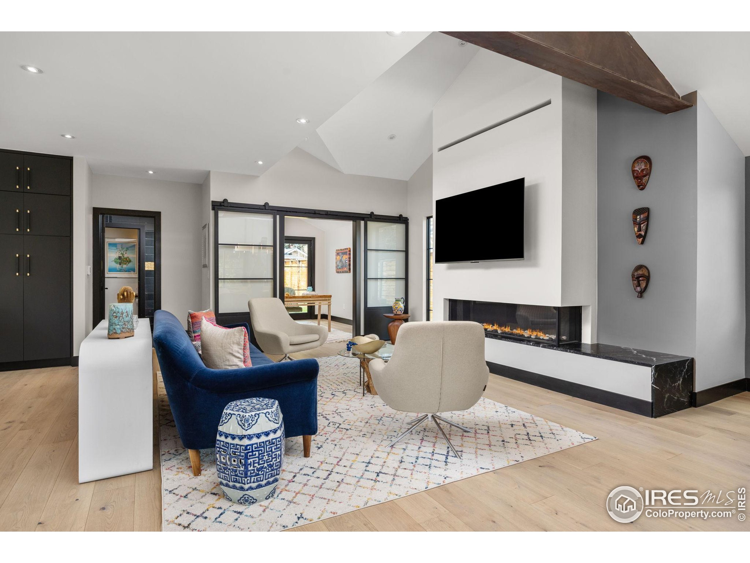 1175 Evergreen Ave 