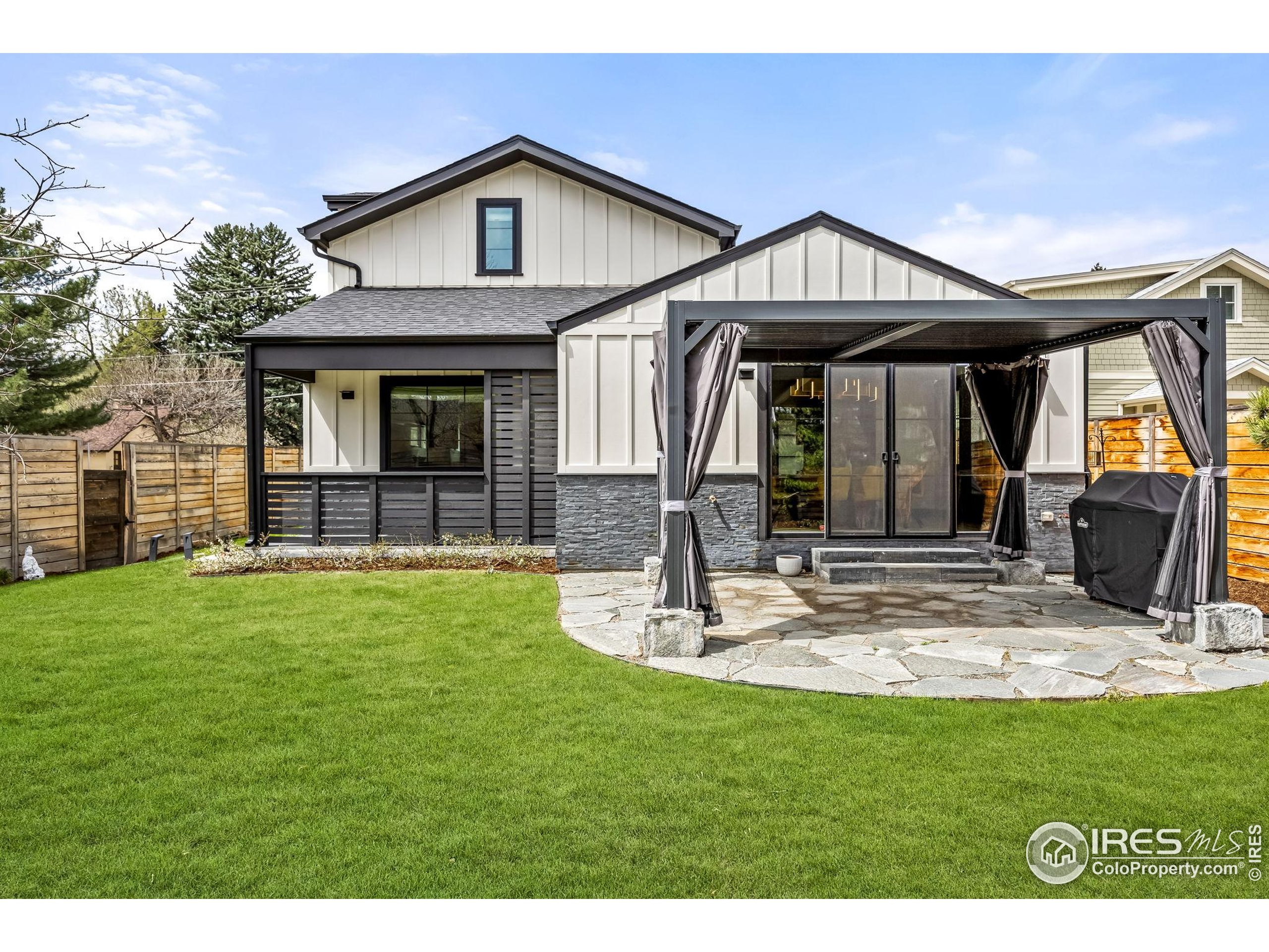 1175 Evergreen Ave 