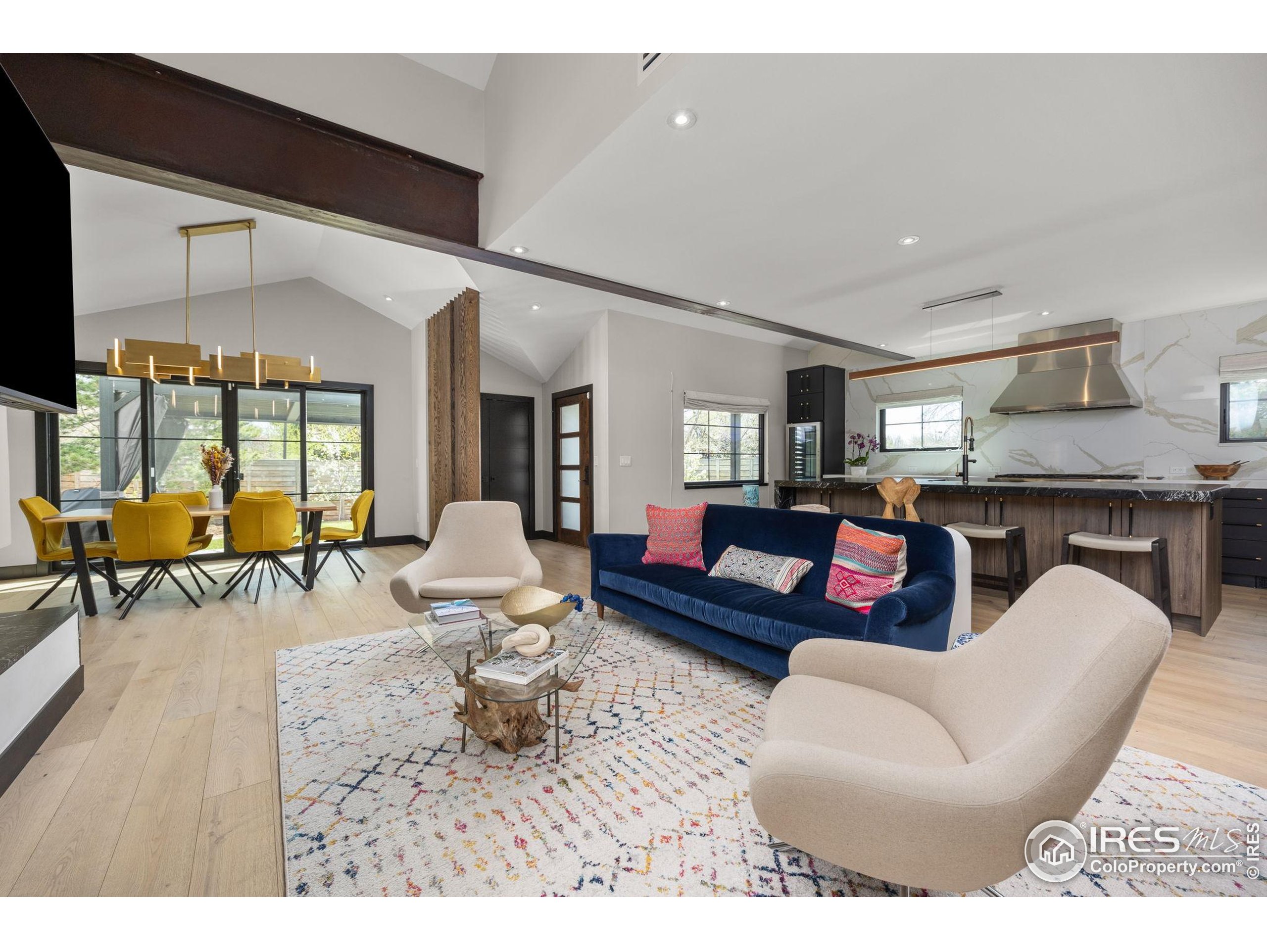 1175 Evergreen Ave 