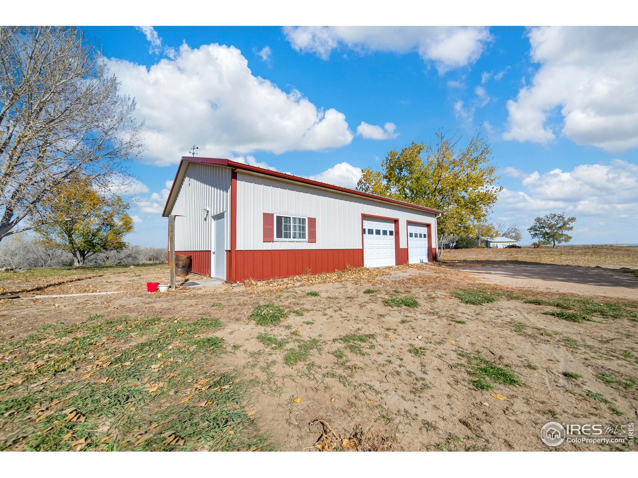 9111 N Frontage Rd