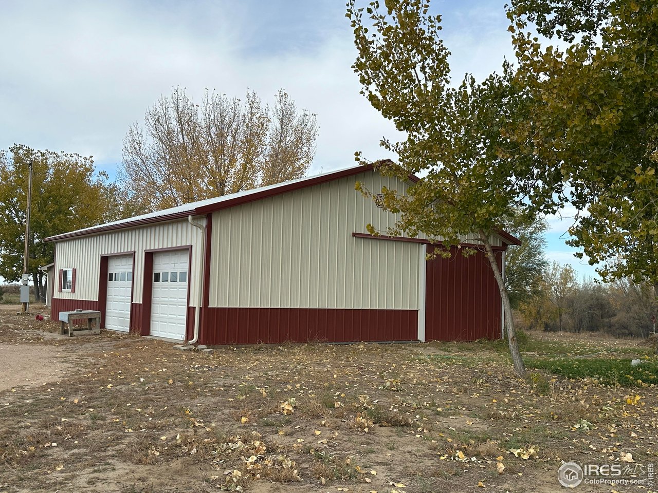 9111 N Frontage Rd