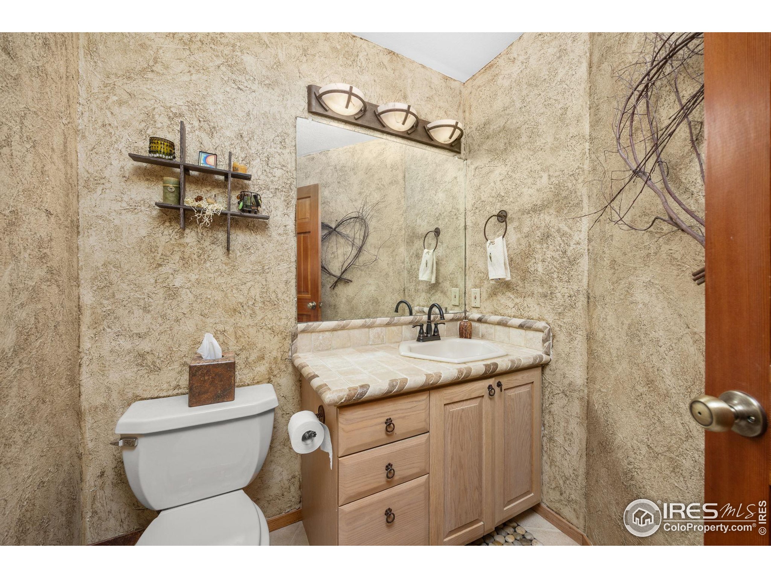 1784 Deer Trail Rd Boulder