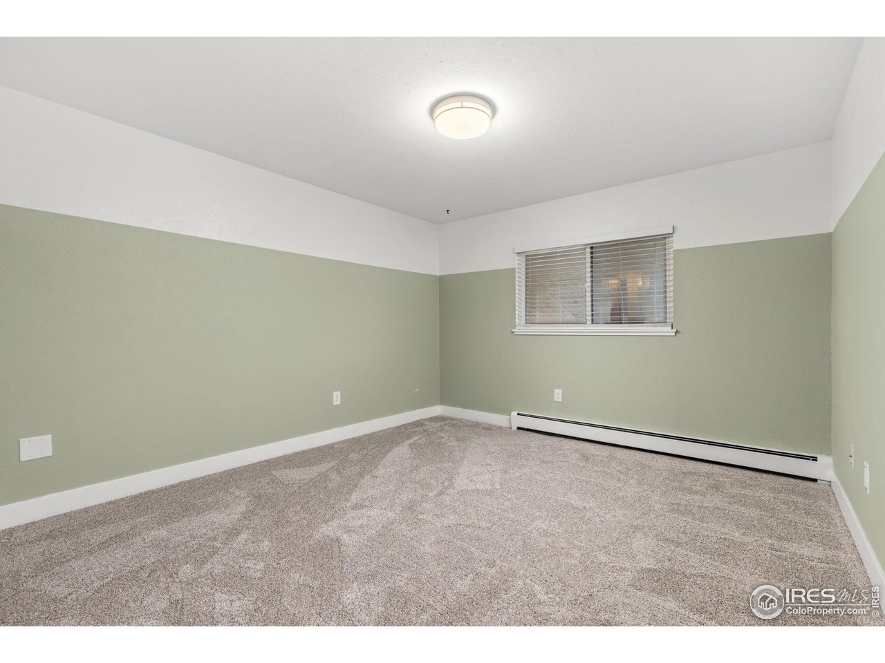 695 Manhattan Dr 219