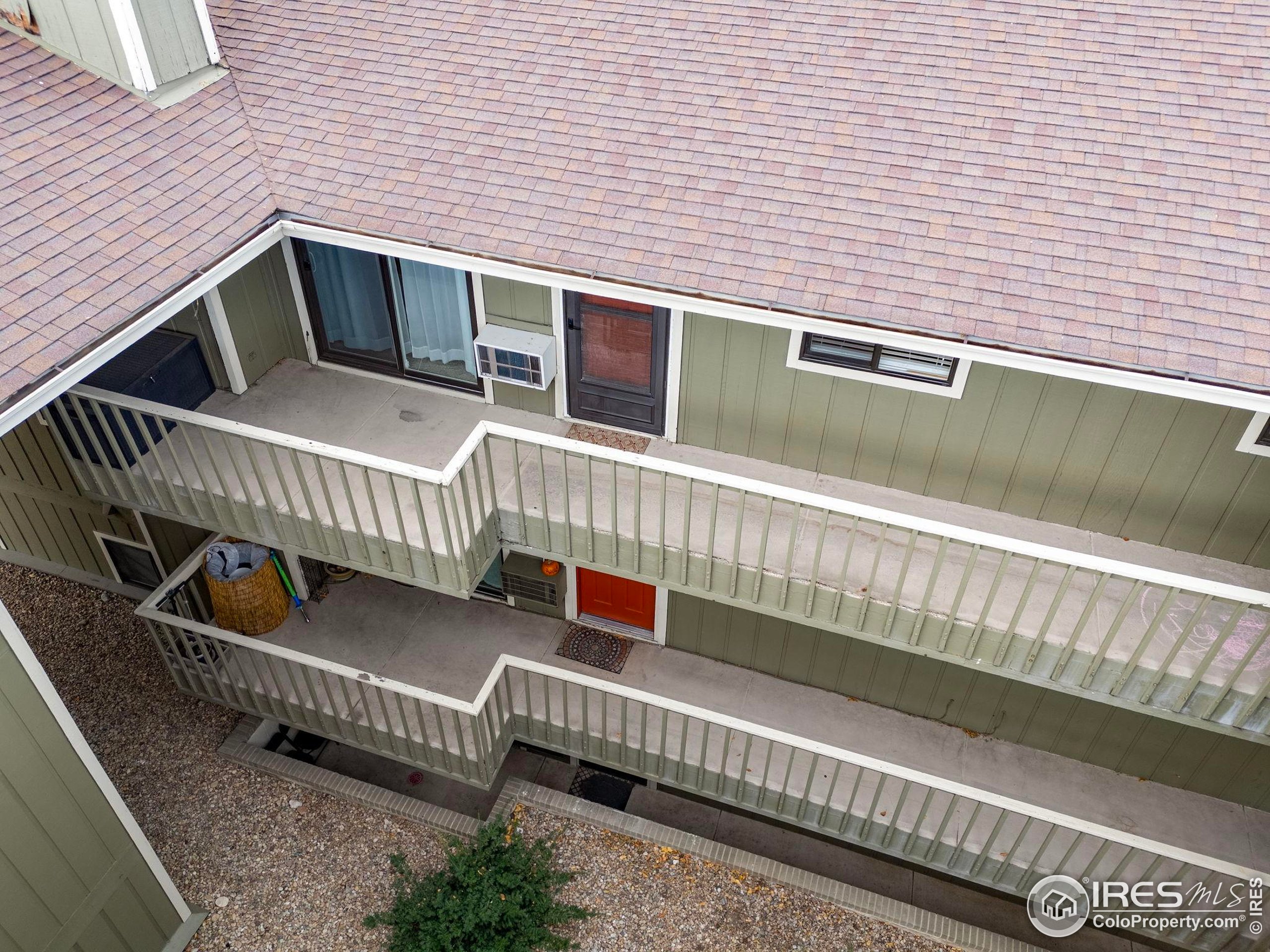 695 Manhattan Dr 219