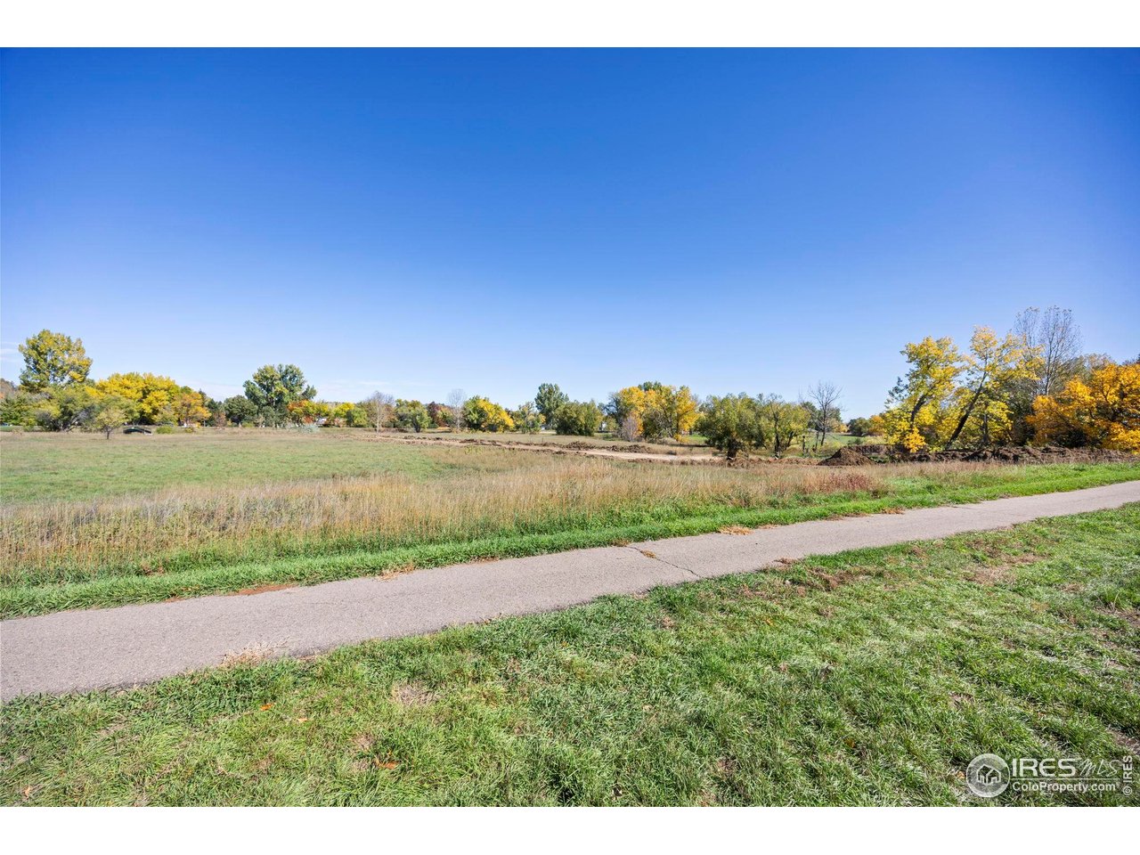 5326 Fossil Ridge Dr