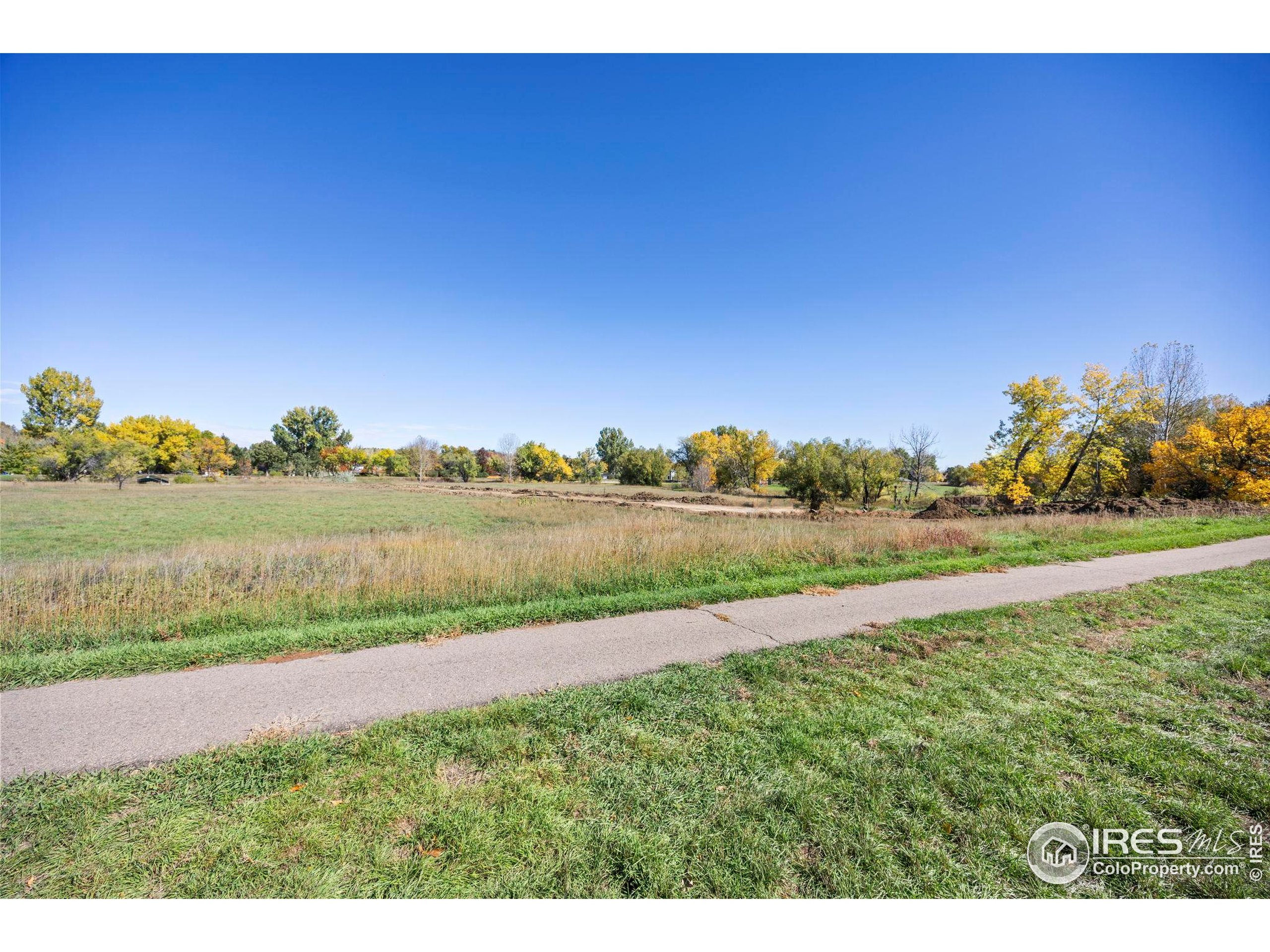 5326 Fossil Ridge Dr