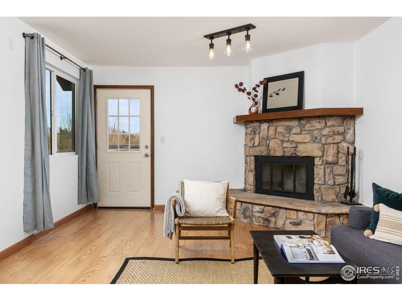 5326 Fossil Ridge Dr