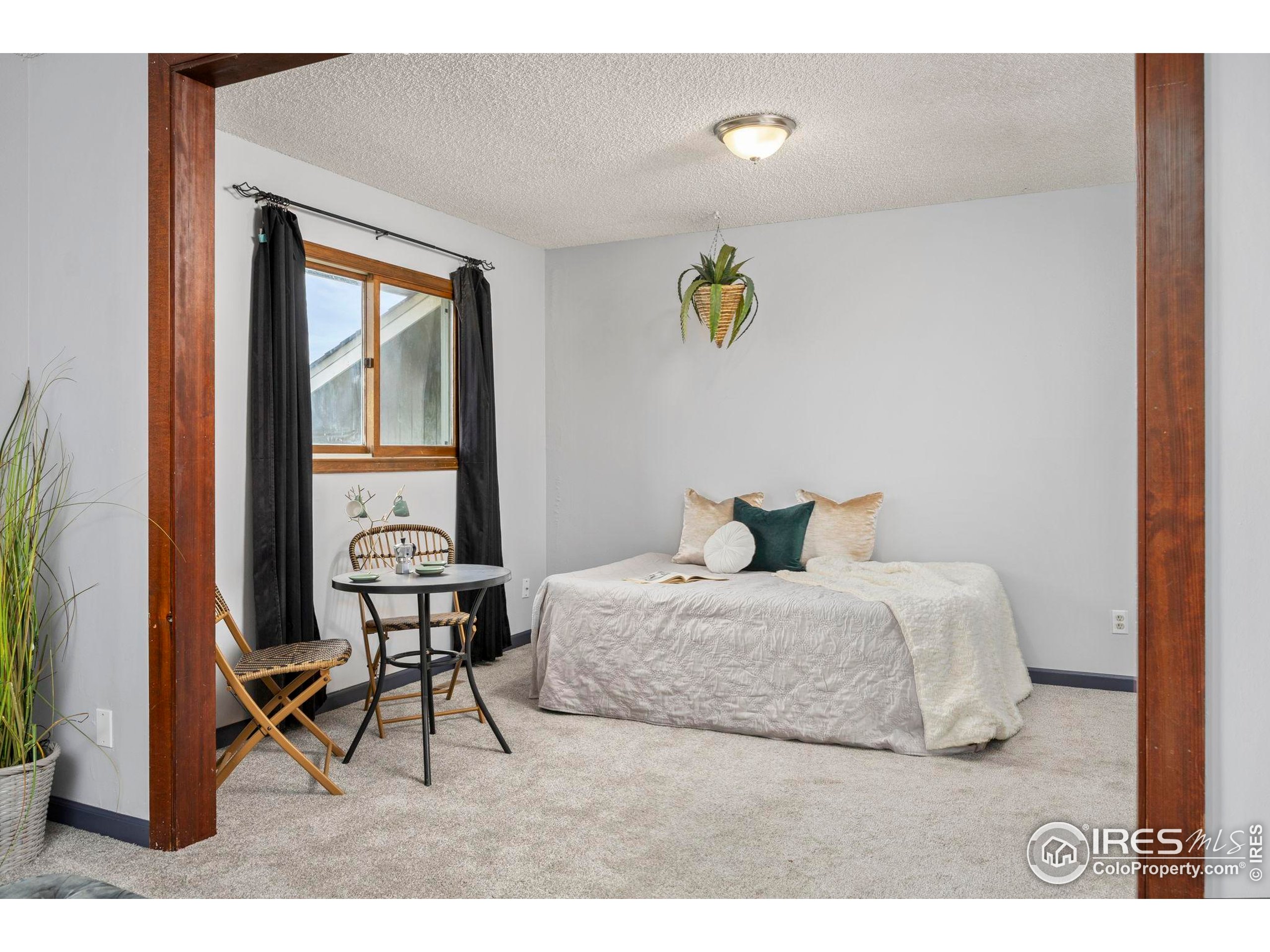 5326 Fossil Ridge Dr