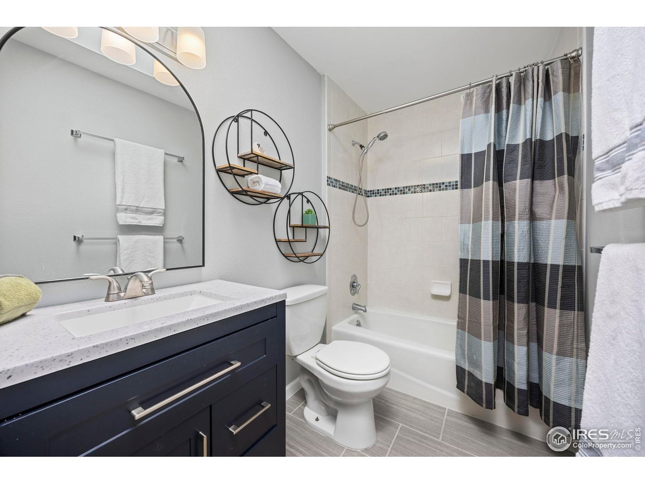 5326 Fossil Ridge Dr