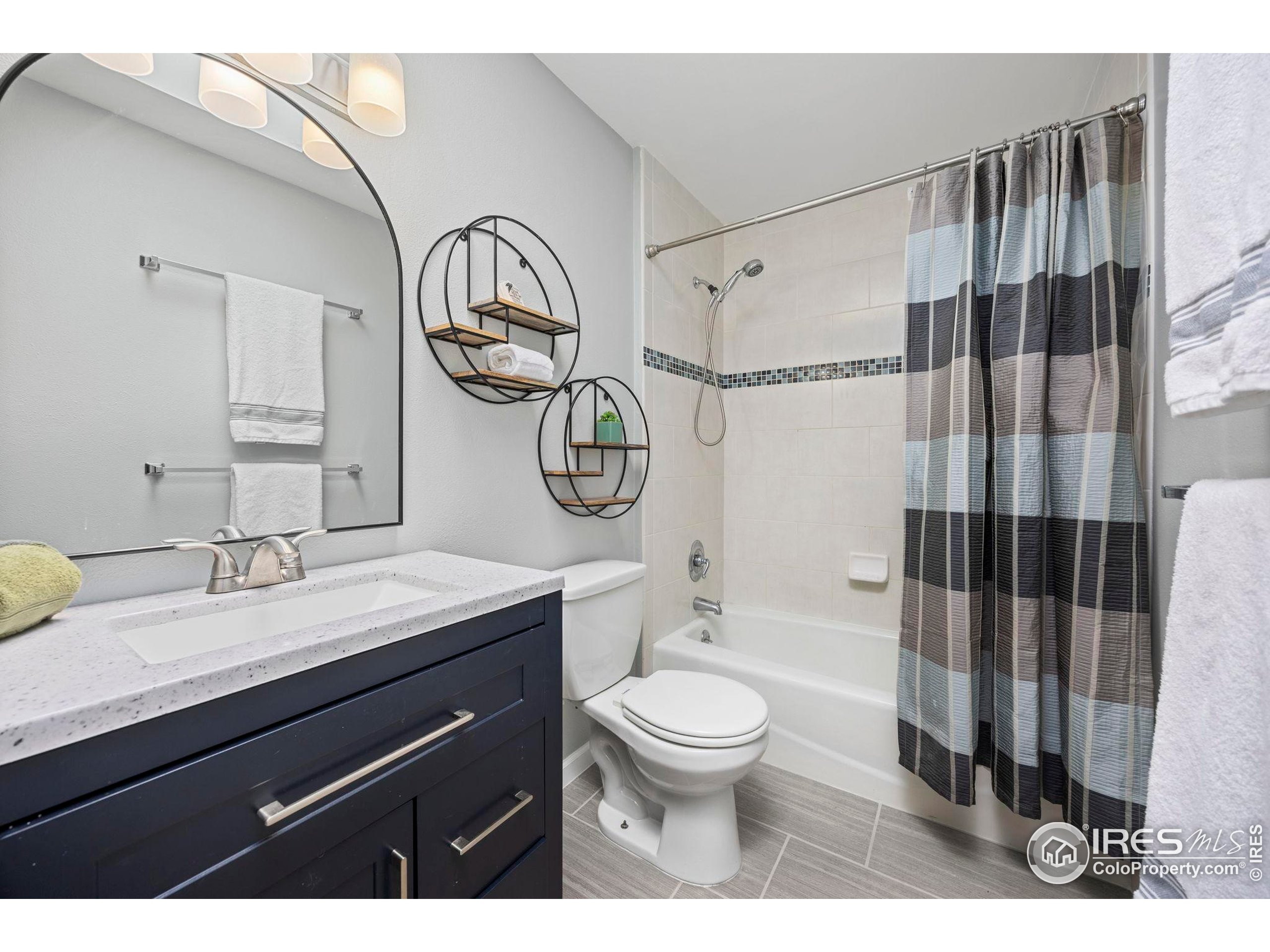 5326 Fossil Ridge Dr