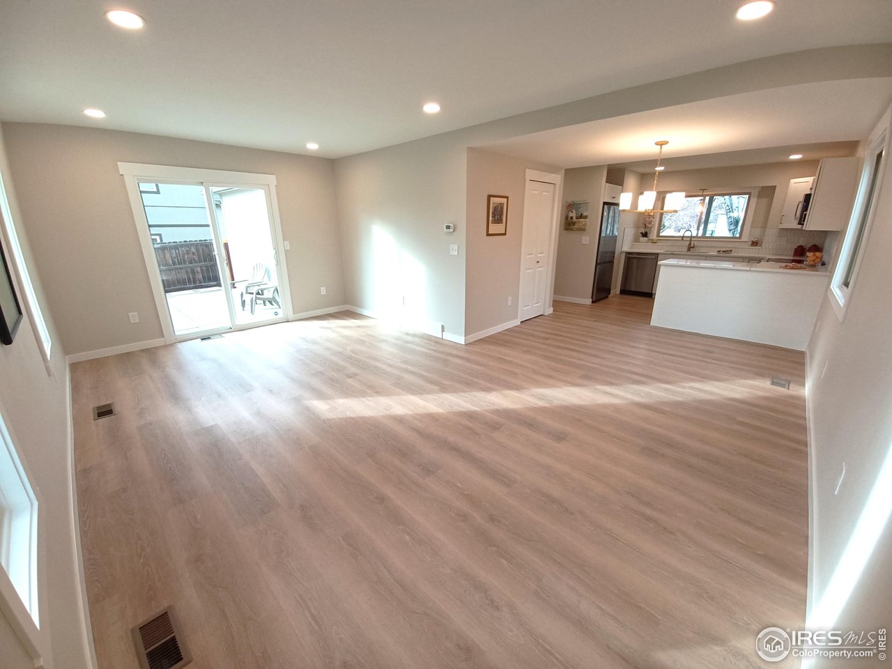 1817 Hayward Pl