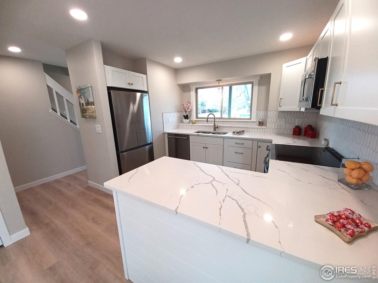 1817 Hayward Pl