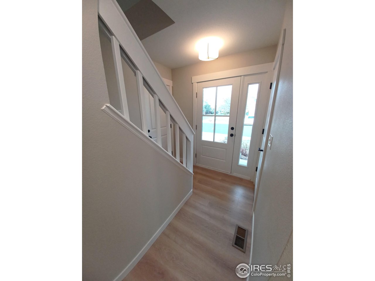 1817 Hayward Pl
