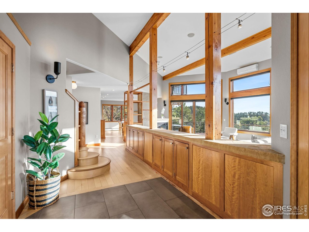 1448 Carriage Hills Dr