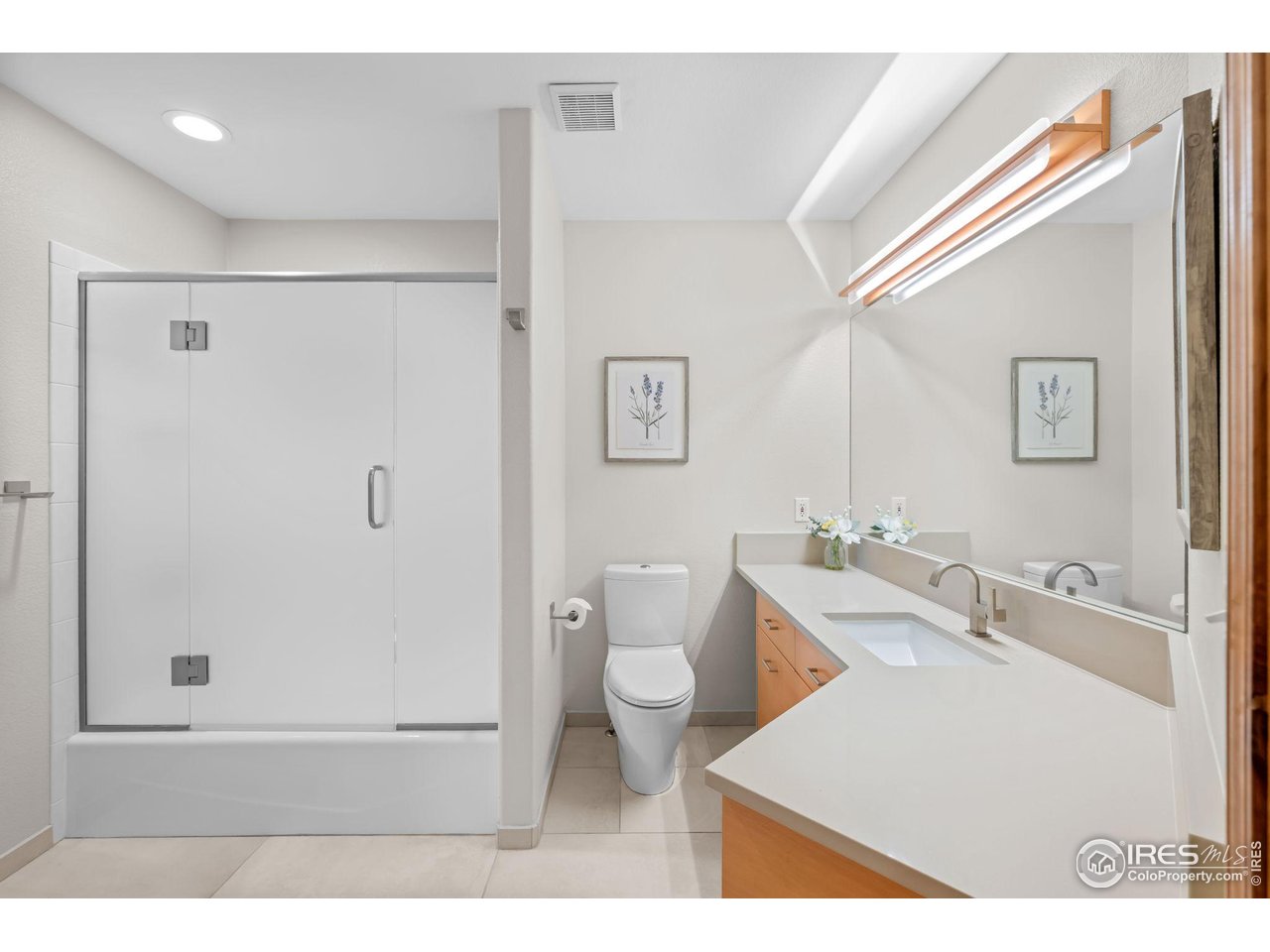 1448 Carriage Hills Dr