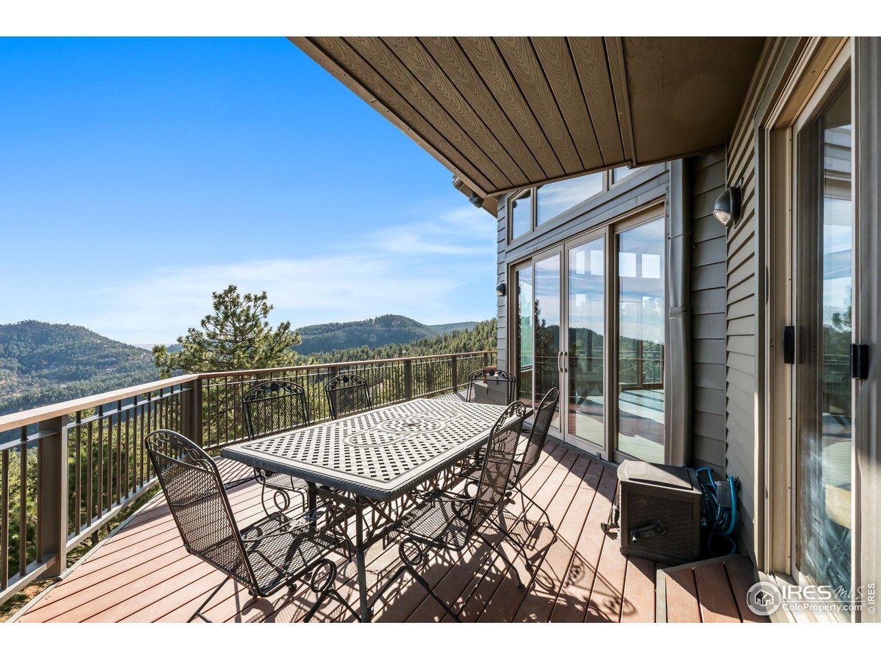 1448 Carriage Hills Dr