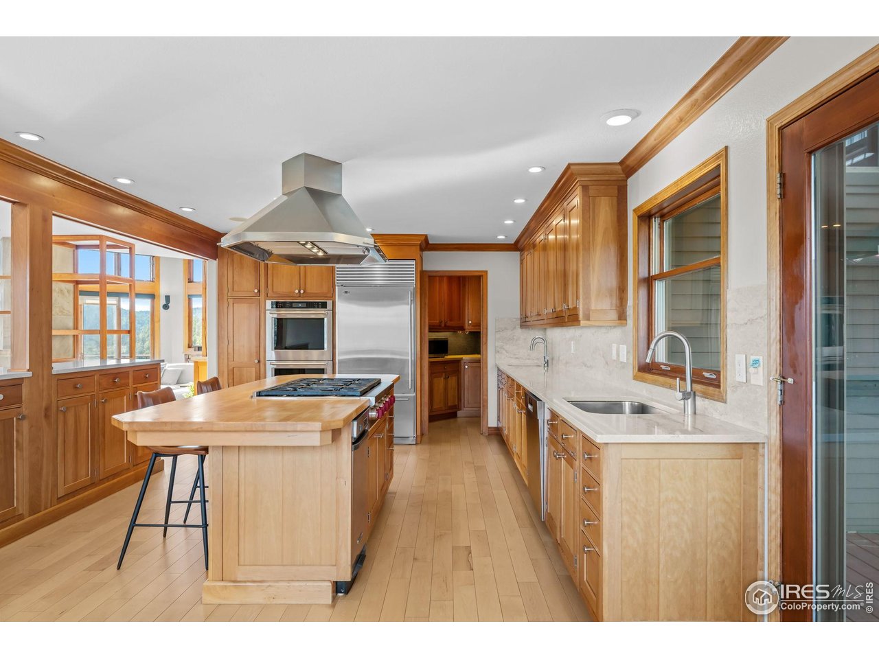 1448 Carriage Hills Dr