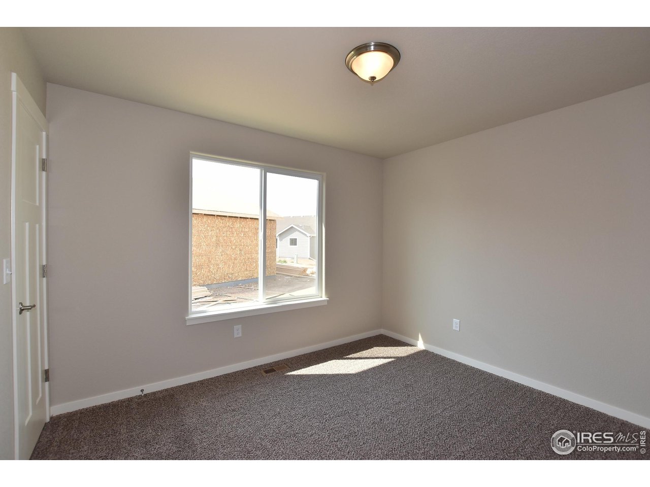3300 Sapphire Ct