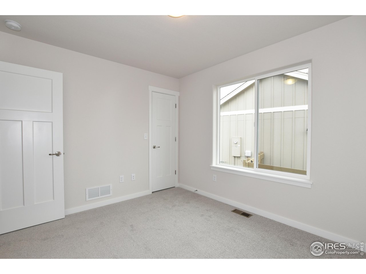 3300 Sapphire Ct