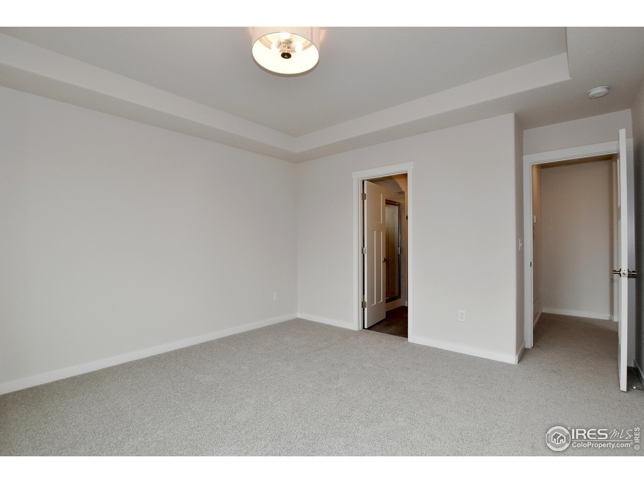 3300 Sapphire Ct