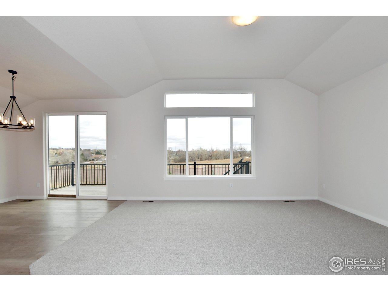3300 Sapphire Ct