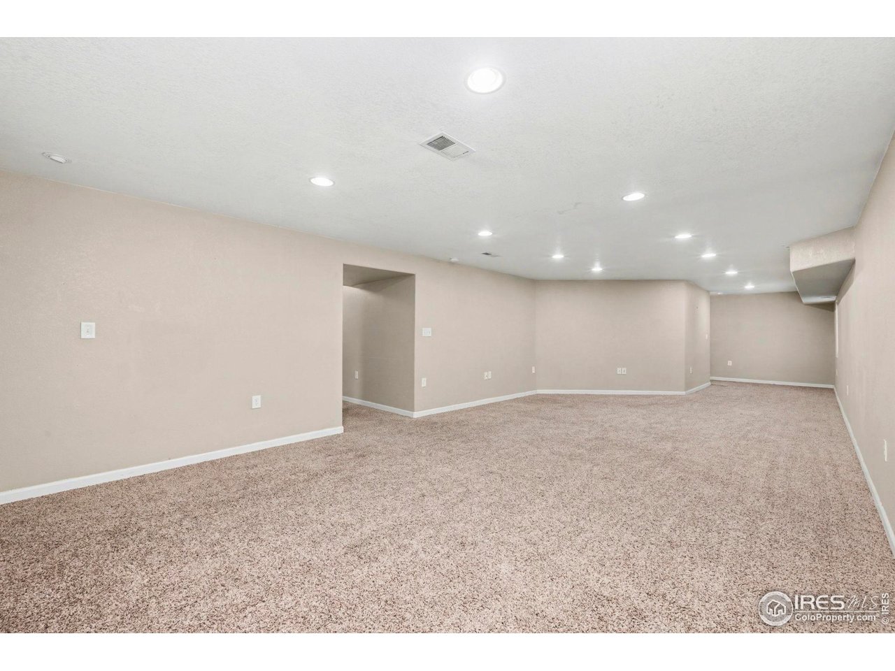 2412 Dock Dr
