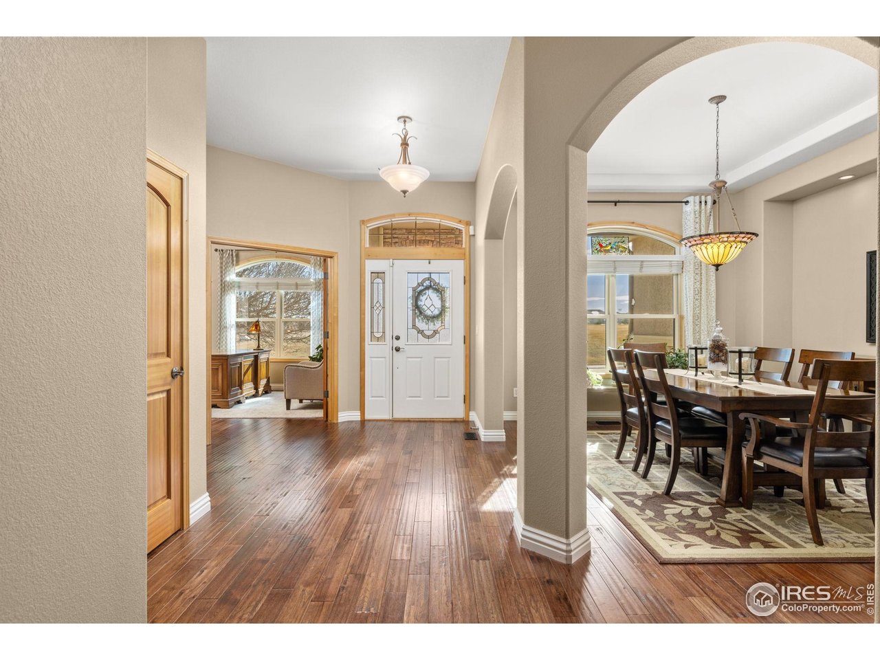 6684 Royal Country Down Dr