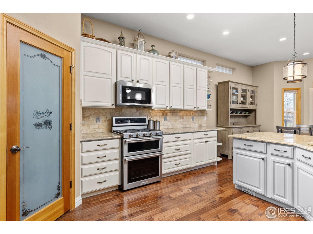 6684 Royal Country Down Dr