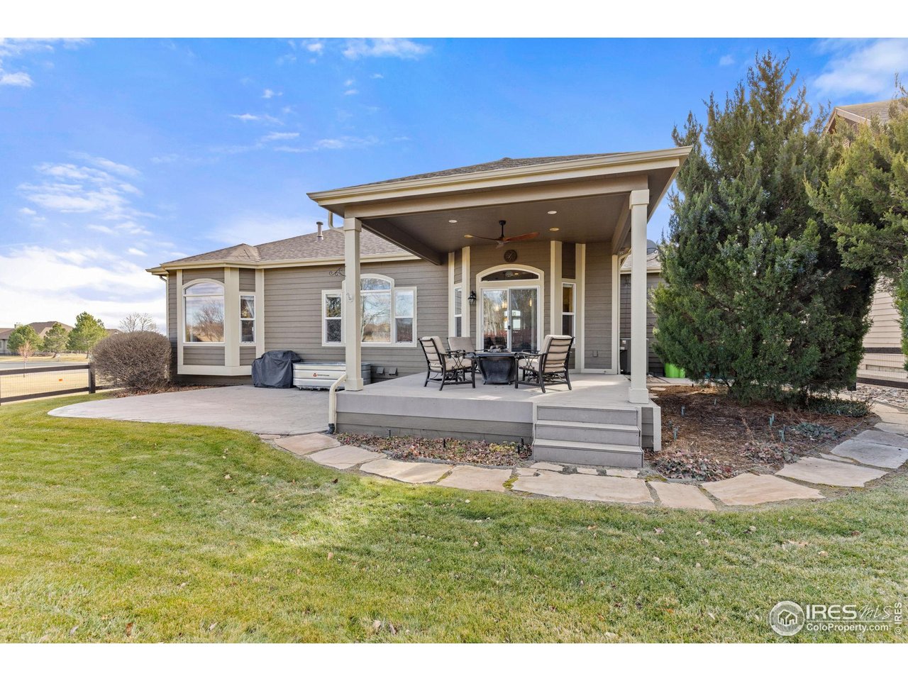 6684 Royal Country Down Dr