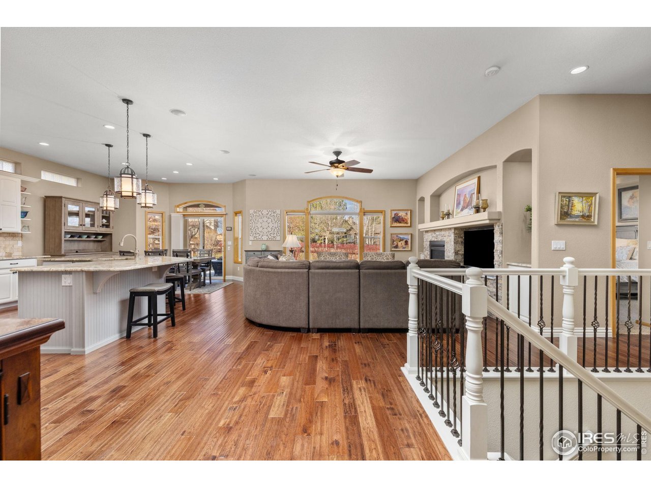 6684 Royal Country Down Dr