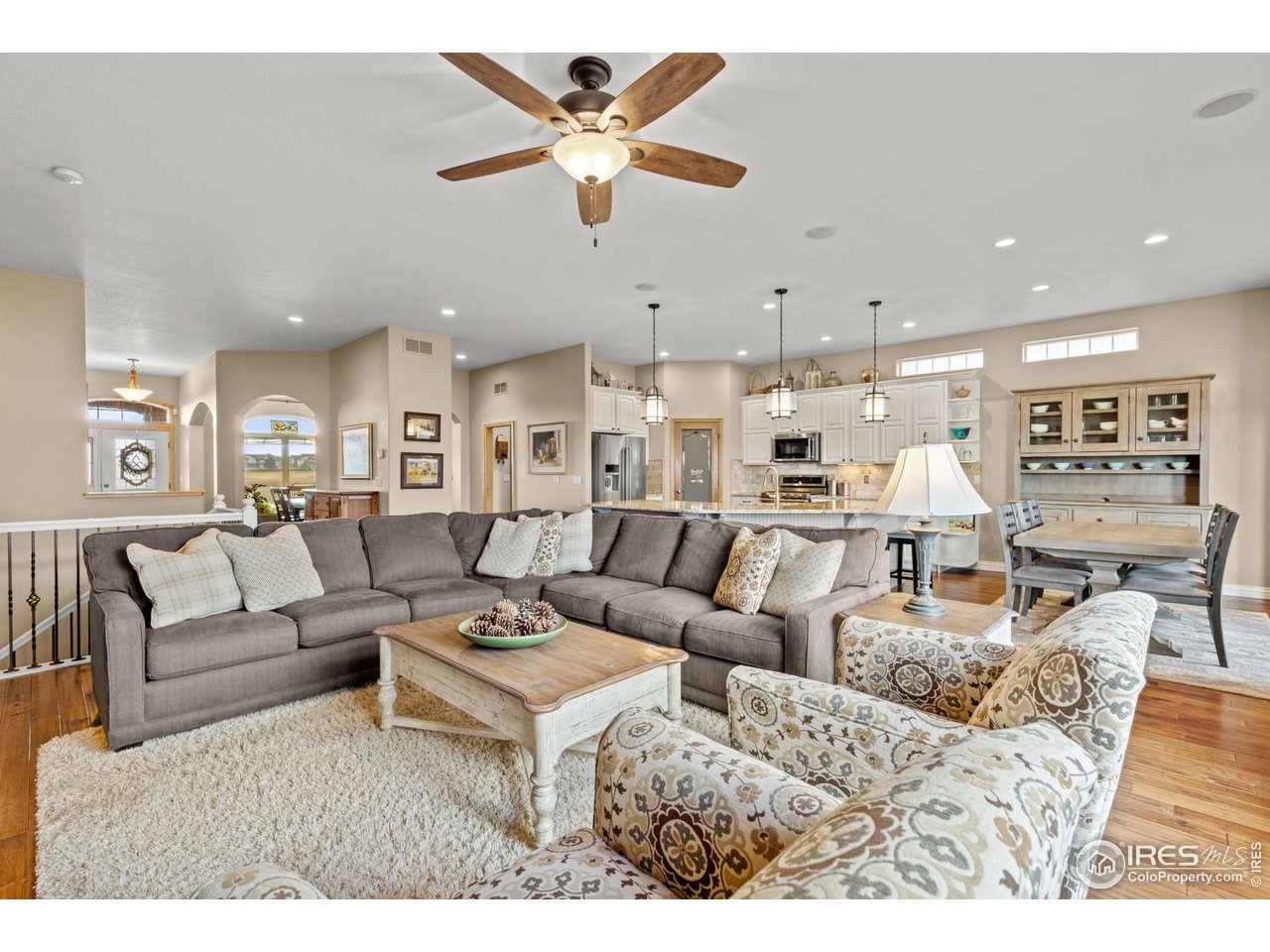 6684 Royal Country Down Dr