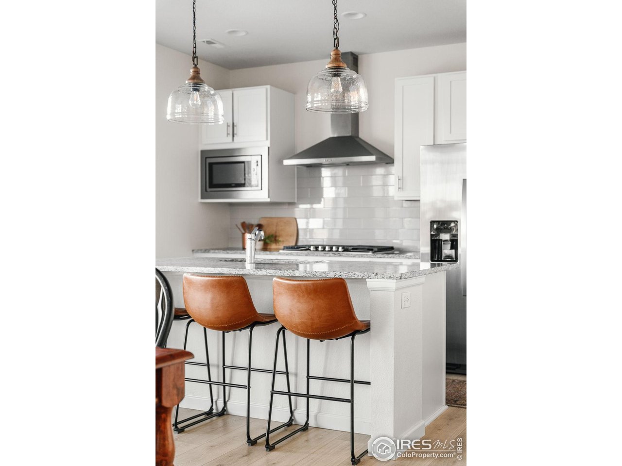 6002 Autumn Breeze Ct