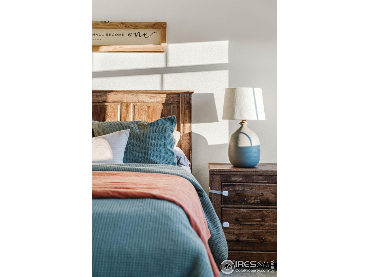 6002 Autumn Breeze Ct