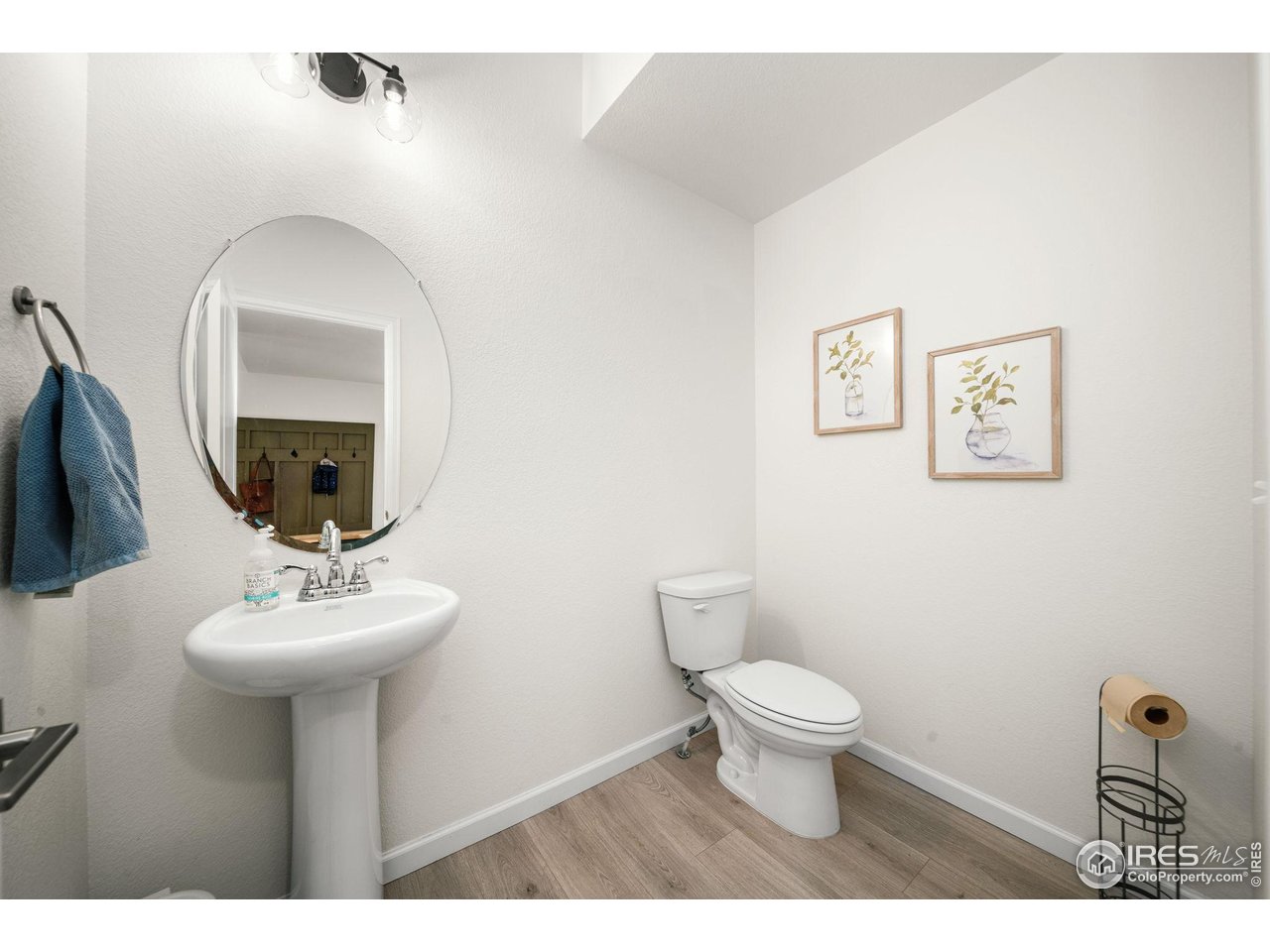 6002 Autumn Breeze Ct