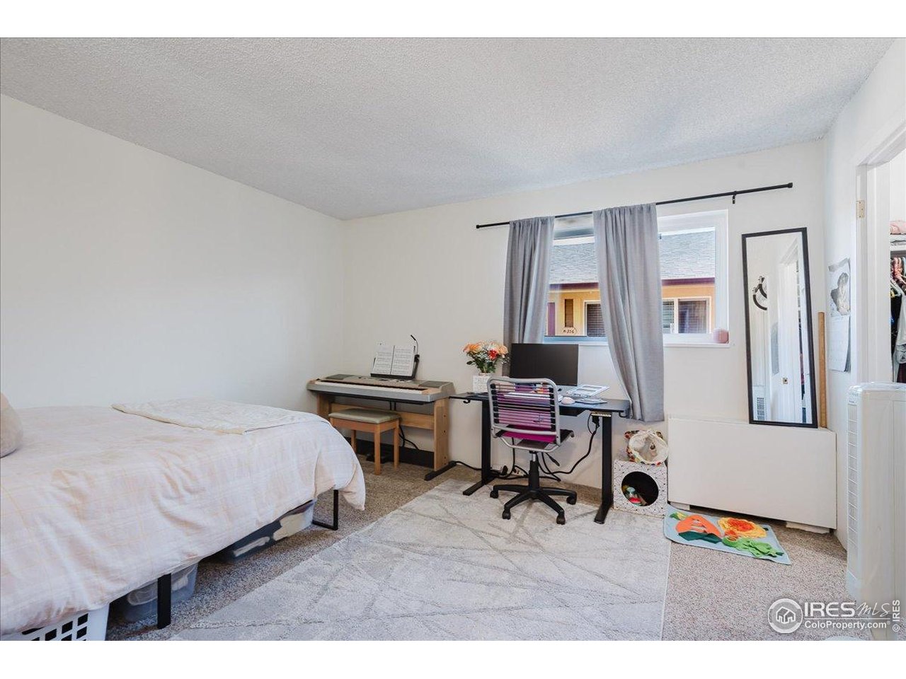 3009 Madison Ave L216