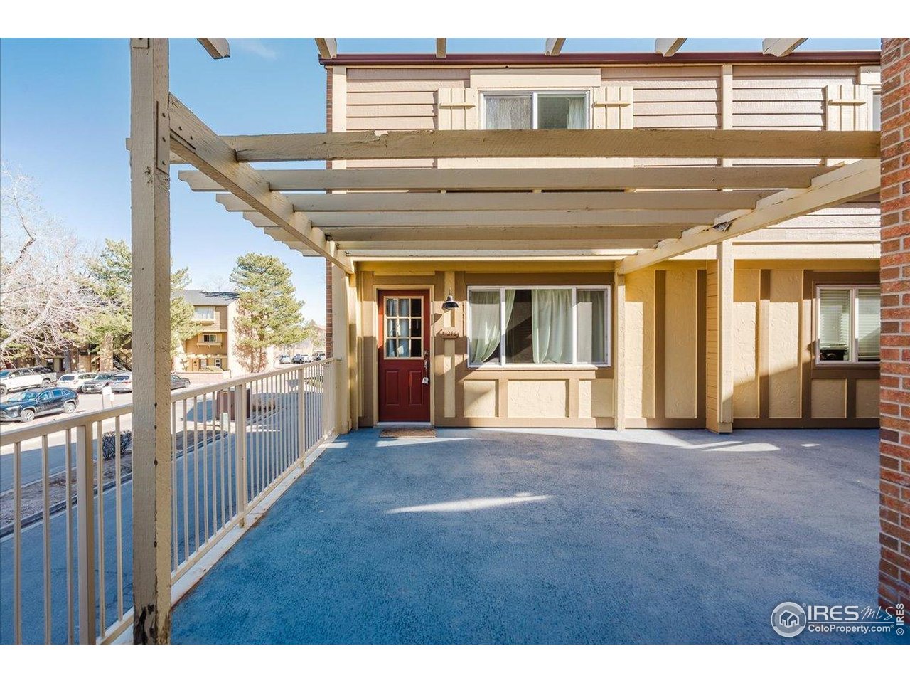 3009 Madison Ave L216