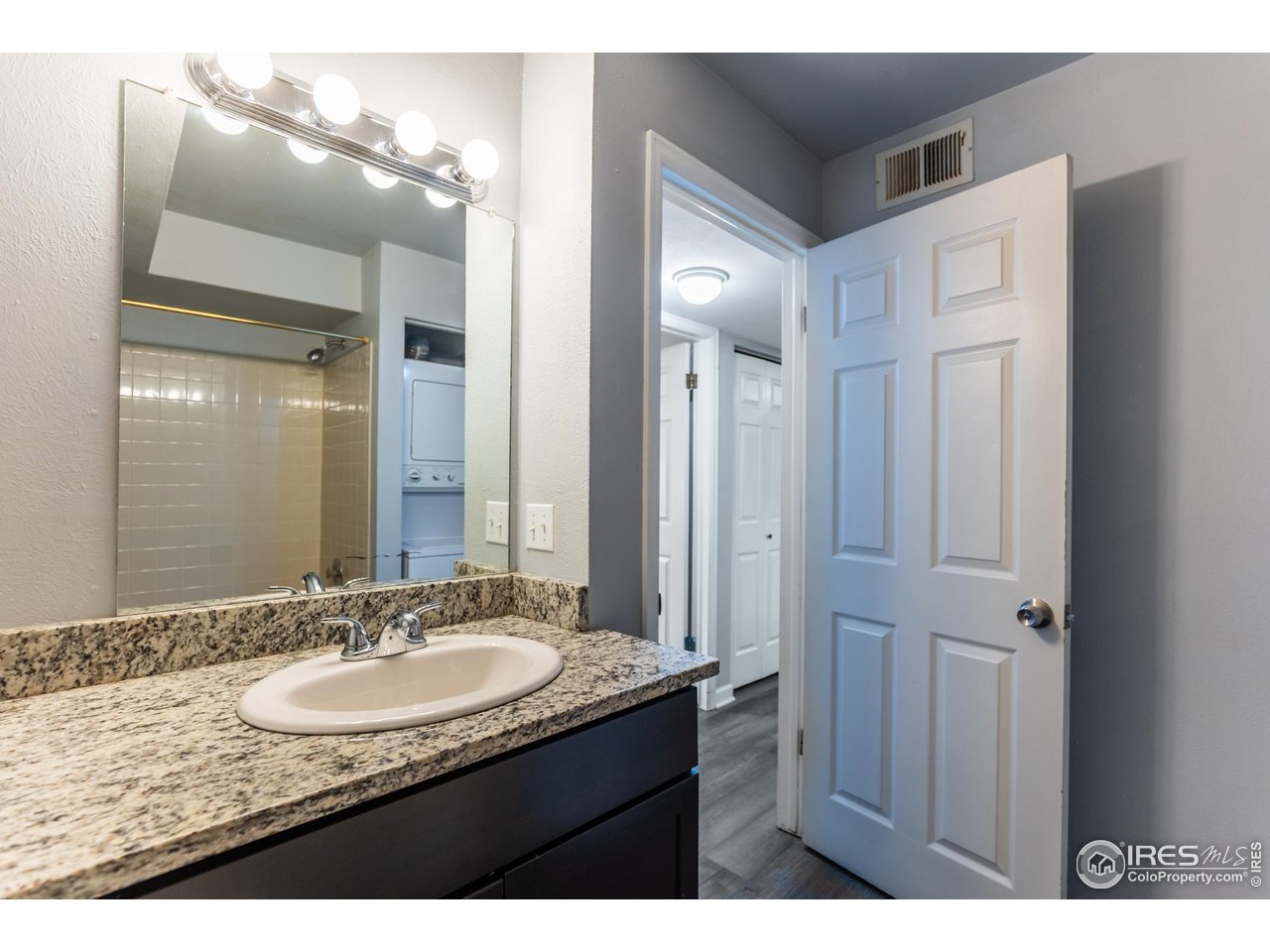 20 S Boulder Cir 20-2204