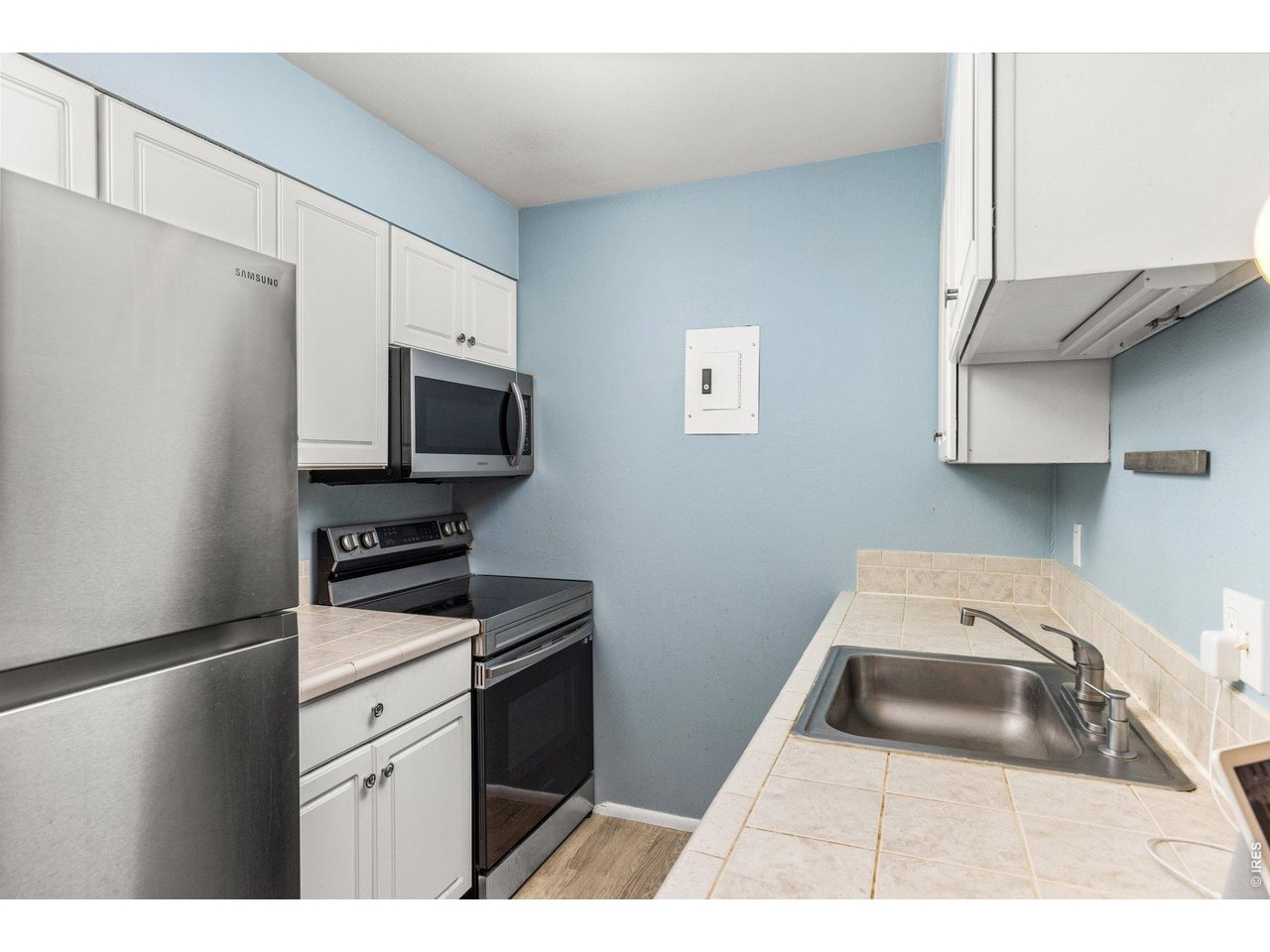 2227 Canyon Blvd 306A