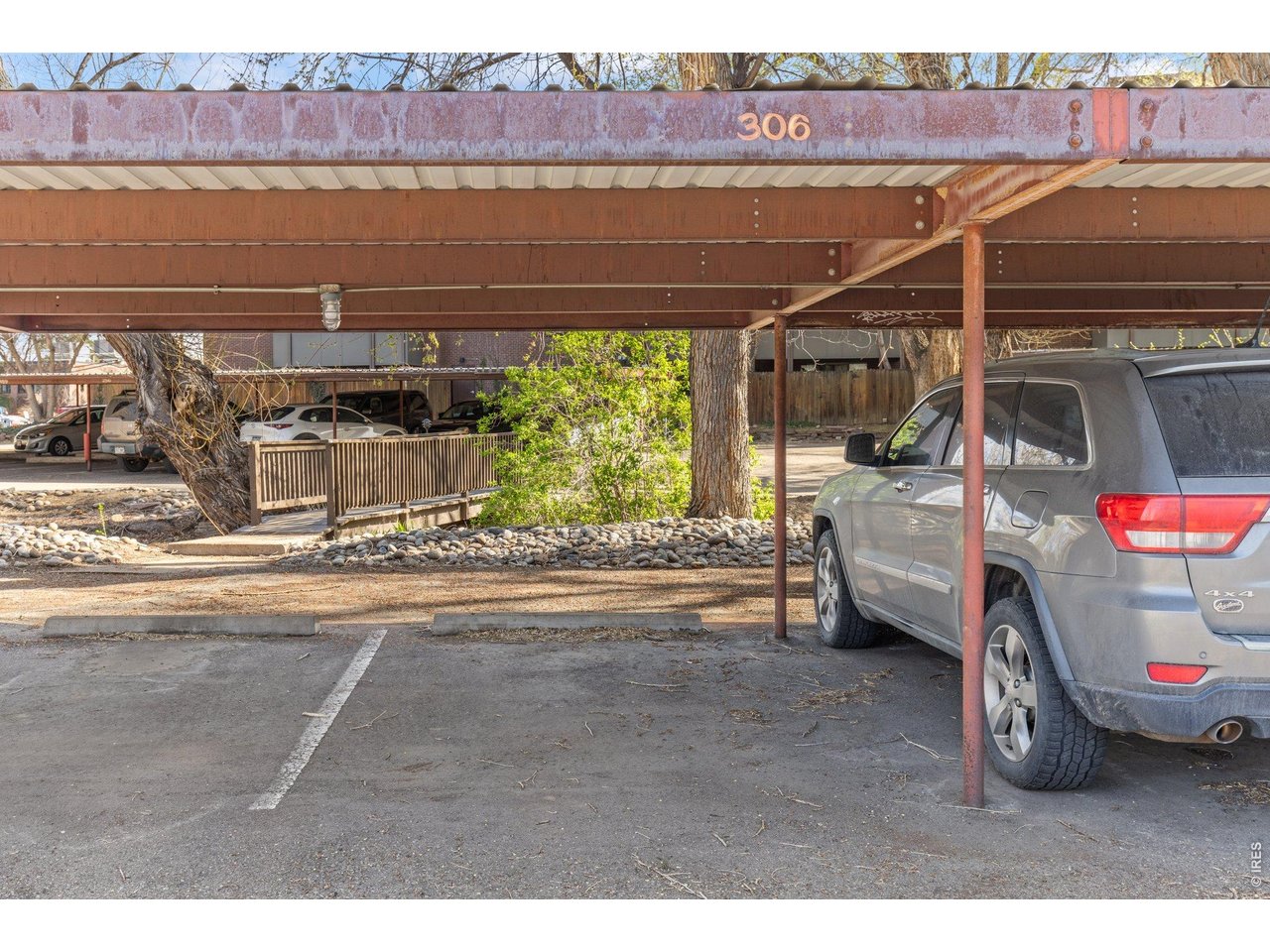 2227 Canyon Blvd 306A