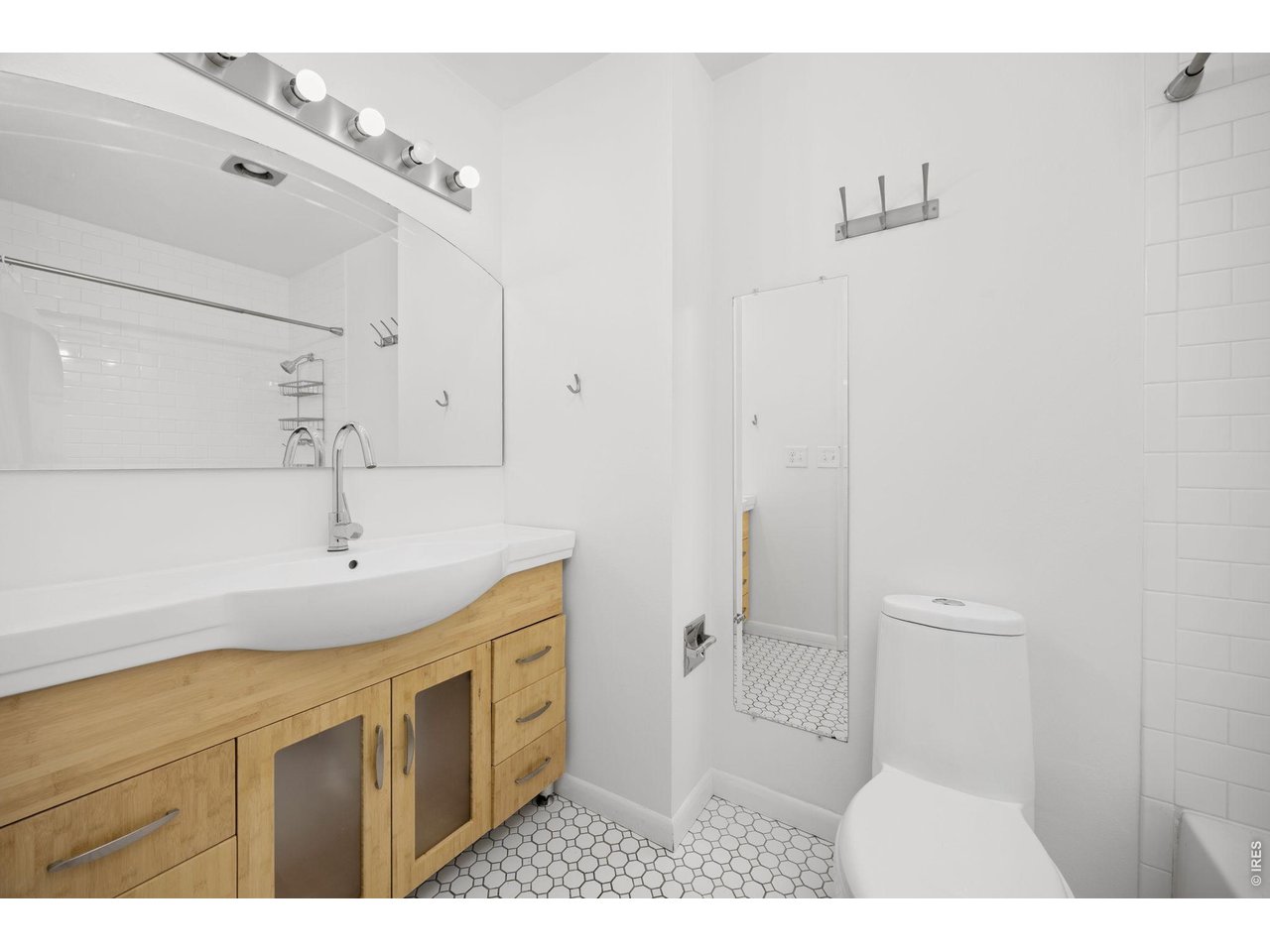 3355 Bridger Trl I202