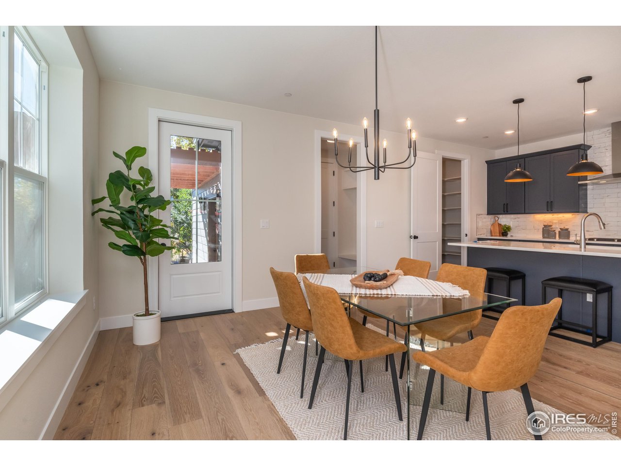 110 W Emma St #A
