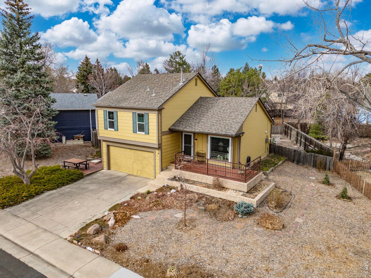 279 S Buchanan Cir