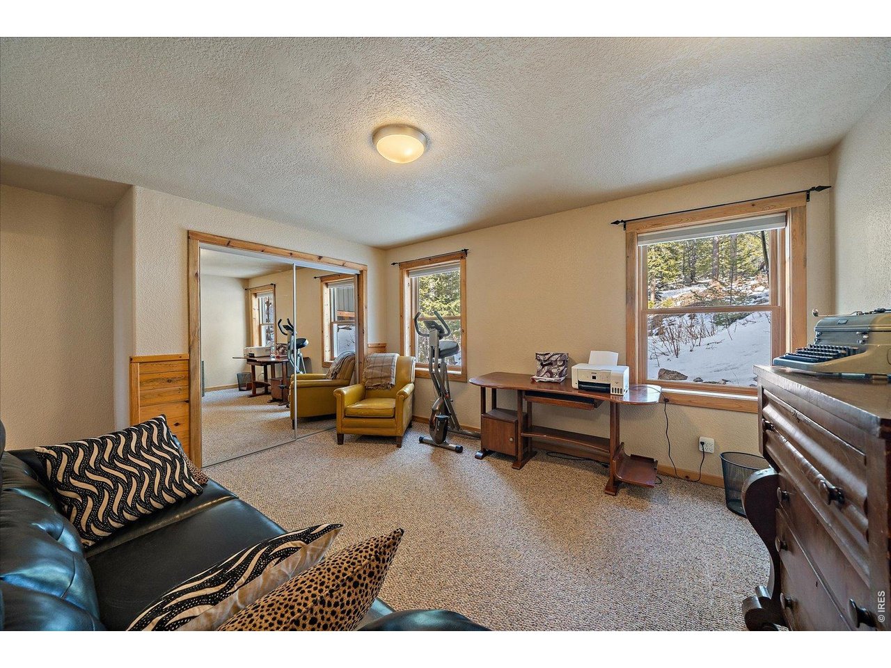 143 Crockett Trl