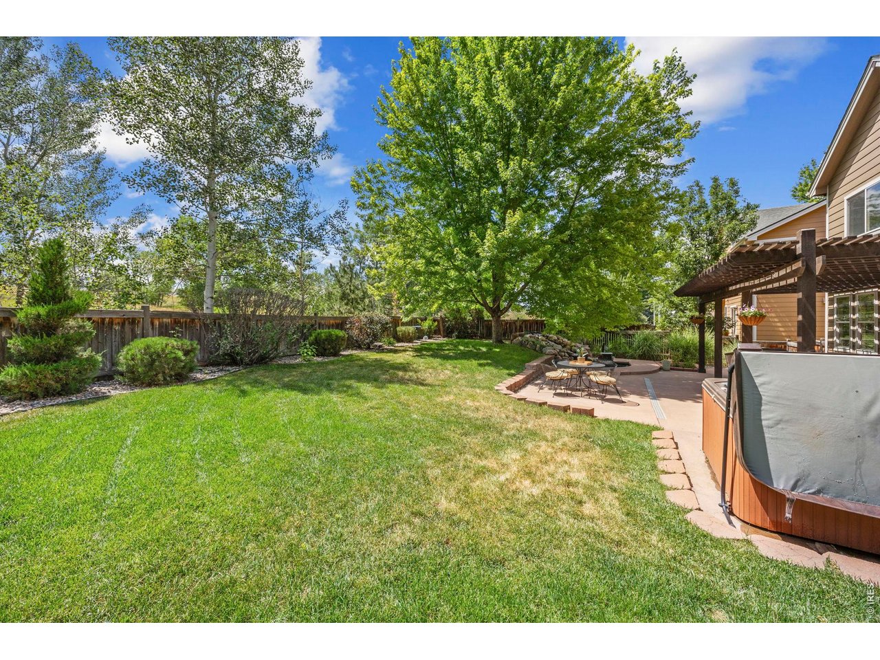 433 Huntington Hills Dr