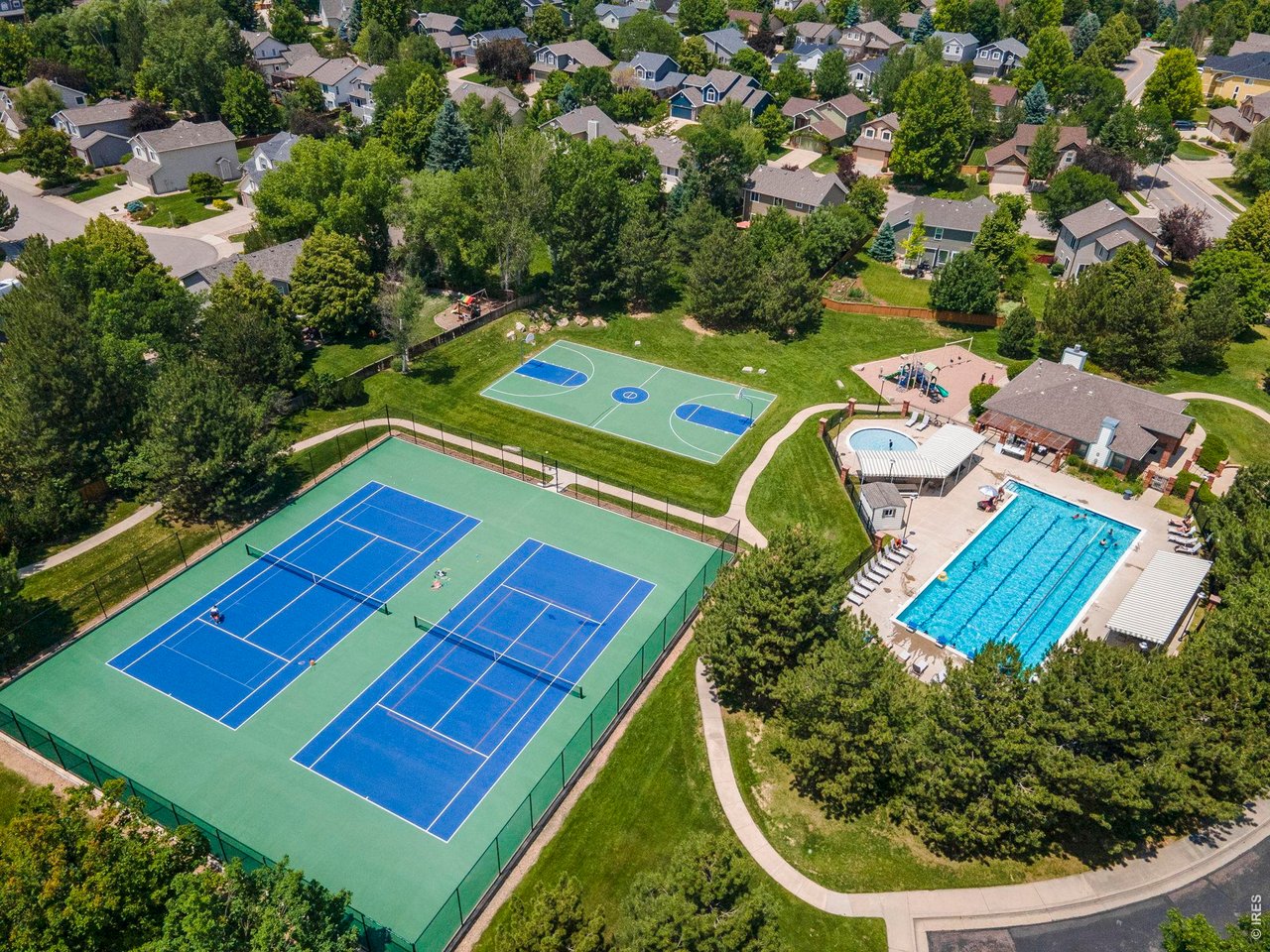 433 Huntington Hills Dr