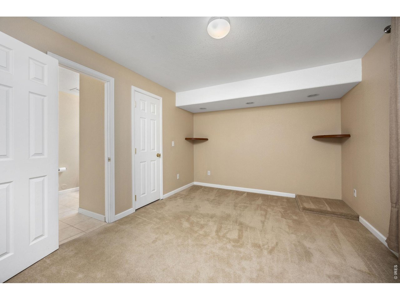 433 Huntington Hills Dr