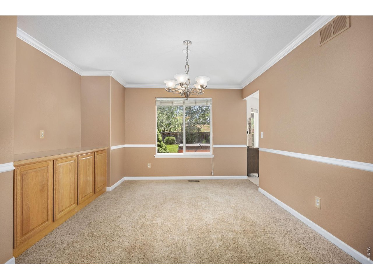 433 Huntington Hills Dr