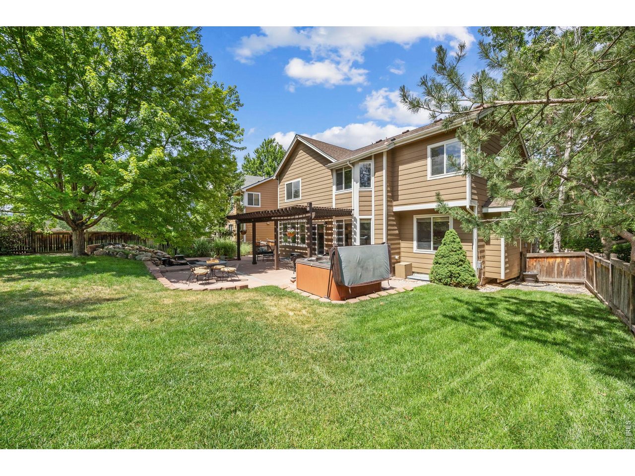 433 Huntington Hills Dr