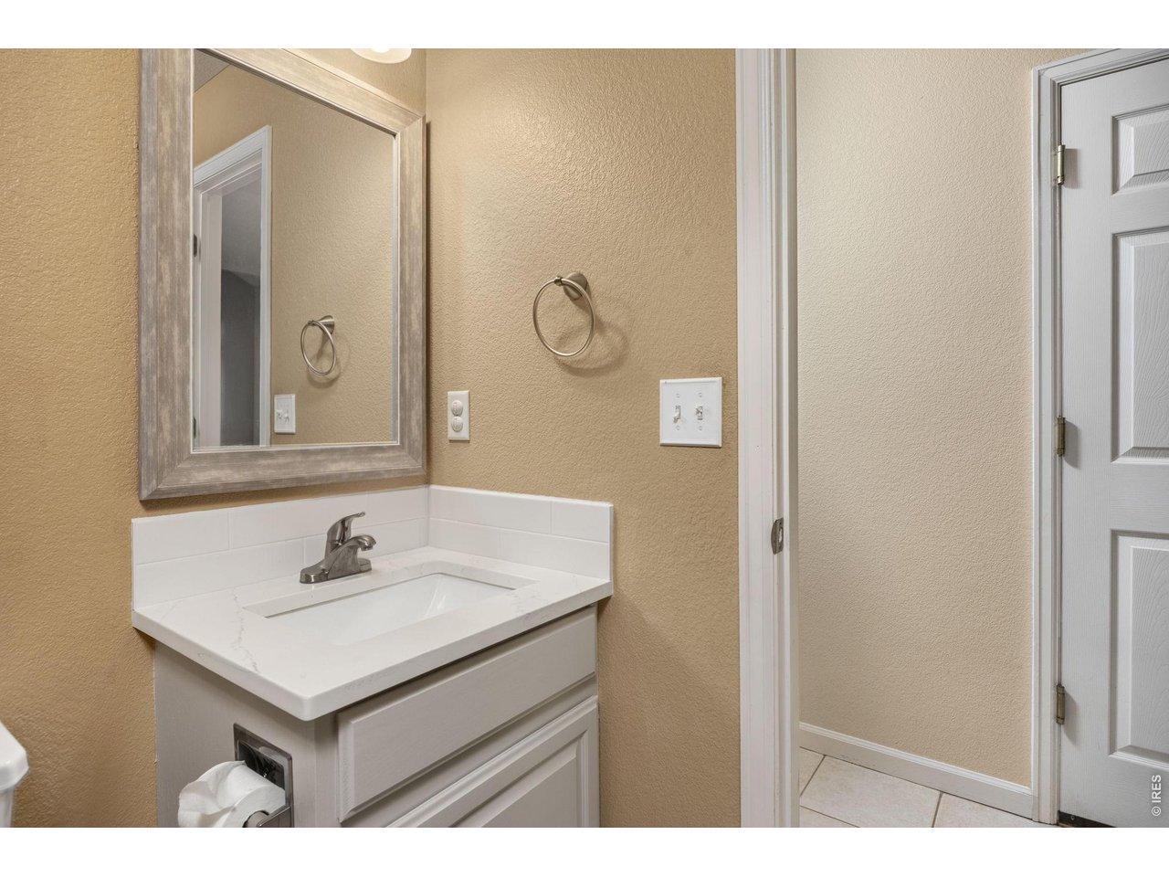 433 Huntington Hills Dr