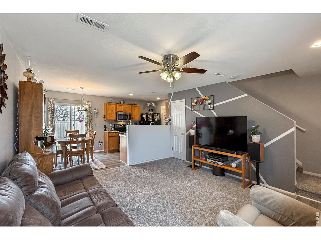 10450 Lower Ridge Rd